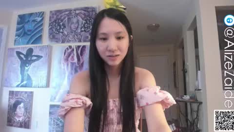 Snapshot of alizezaide chatting on 11/09/25, 08:29 Alize Zaide online show from 11/09/25, 08:29