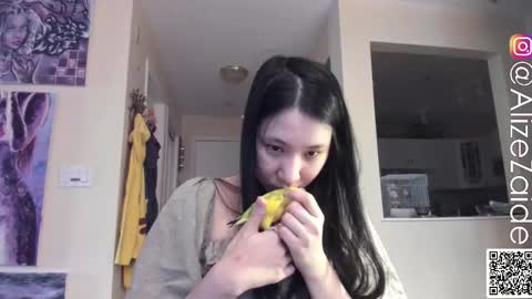 Snapshot of alizezaide chatting on 11/19/25, 07:47 Alize Zaide online show from 11/19/25, 07:47