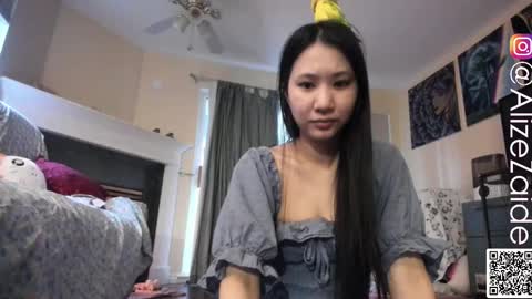 Snapshot of alizezaide chatting on 12/14/25, 07:18 Alize Zaide online show from 12/14/25, 07:18