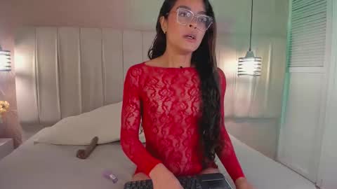 alizza_ online show from 09/09/25, 12:05