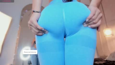 Snapshot of alizza_ chatting on 11/10/25, 11:53 alizza_ online show from 11/10/25, 11:53