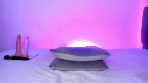 alizzon online show from 06/11/26, 02:53