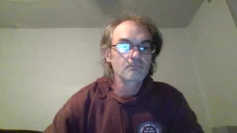 J online show from 05/03/26, 01:44