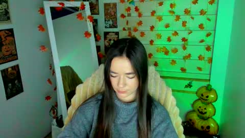 Allana online show from 11/18/25, 07:46