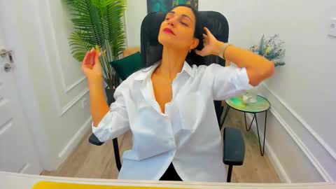 allayerty online show from 09/18/25, 11:23