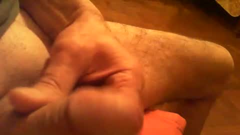 Snapshot of allelo84 chatting on 01/29/25, 02:19 allelo84 online show from 01/29/25, 02:19