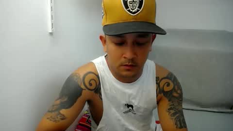 Snapshot of allen_69xx chatting on 11/14/25, 04:38 allen online show from 11/14/25, 04:38