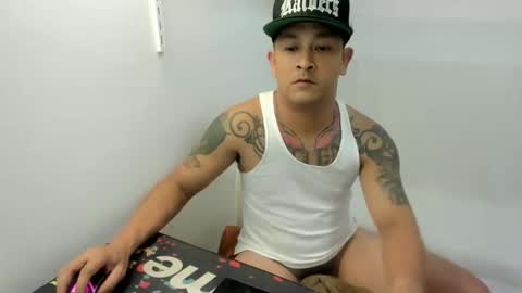 Snapshot of allen_69xx chatting on 12/18/25, 06:58 allen online show from 12/18/25, 06:58