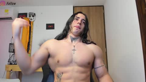 independent model 3 online show from 12/25/24, 10:27