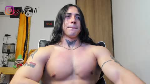 independent model 3 online show from 02/09/25, 02:49