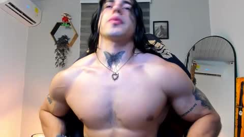 independent model 3 online show from 09/23/25, 02:03