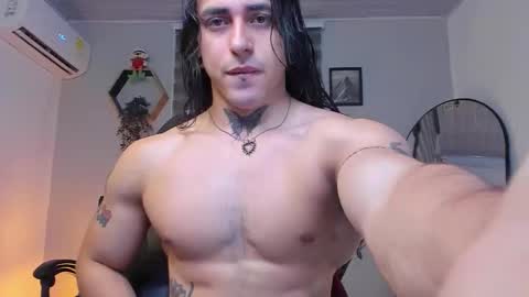 independent model 3 online show from 12/20/25, 04:19