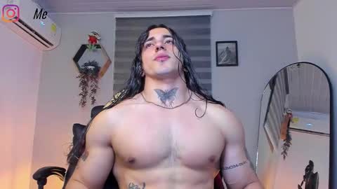 independent model 3 online show from 02/13/26, 05:14