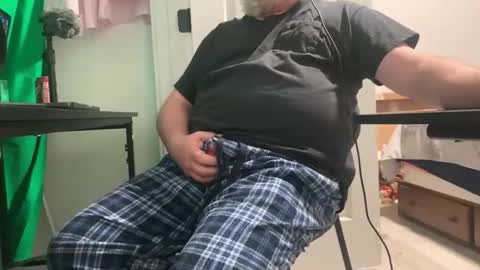 Snapshot of allergictochat chatting on 10/29/25, 11:17 Allergictolove online show from 10/29/25, 11:17