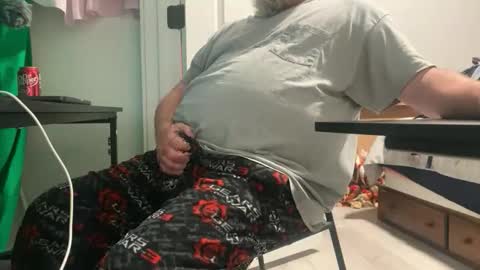 Snapshot of allergictochat chatting on 11/16/25, 10:37 Allergictolove online show from 11/16/25, 10:37