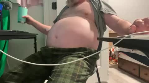 Snapshot of allergictochat chatting on 11/25/25, 04:40 Allergictolove online show from 11/25/25, 04:40