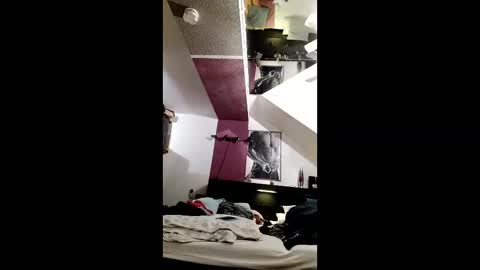 Snapshot of allesgeilbeiuns chatting on 10/31/25, 08:54 gay online show from 10/31/25, 08:54