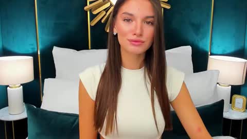 Snapshot of allexag chatting on 09/23/25, 05:54 Lexi online show from 09/23/25, 05:54