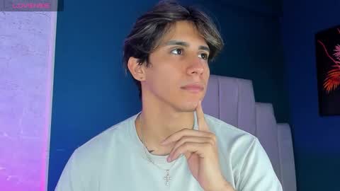 Snapshot of allexcano chatting on 10/12/25, 02:54 Allex online show from 10/12/25, 02:54