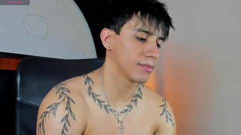 Snapshot of allexcano chatting on 10/19/25, 11:16 Allex online show from 10/19/25, 11:16