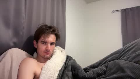 Snapshot of alleycat2001 chatting on 12/01/25, 09:14 alleycat2001 online show from 12/01/25, 09:14