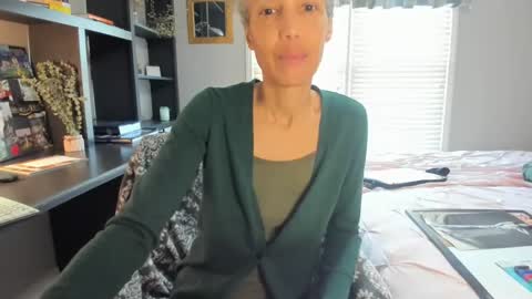 wishlist on bio online show from 01/20/25, 05:59