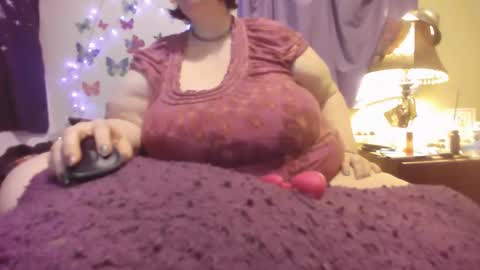 Snapshot of alli_kat78 chatting on 01/23/25, 07:11 Alli Kat online show from 01/23/25, 07:11