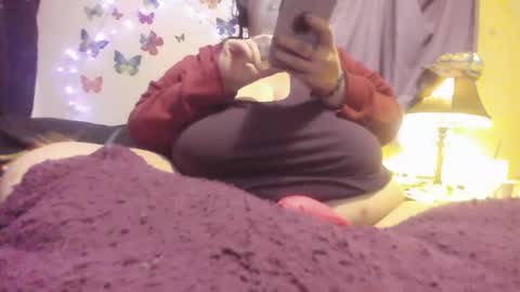 Snapshot of alli_kat78 chatting on 02/11/25, 02:14 Alli Kat online show from 02/11/25, 02:14