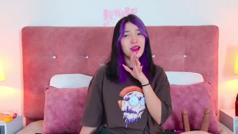 Allicia online show from 12/21/24, 07:27