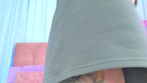 Allicia online show from 11/28/25, 07:27