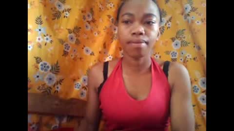 Snapshot of alliciax632770 chatting on 11/25/25, 07:19 alliciax632770 online show from 11/25/25, 07:19