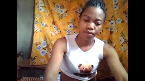 Snapshot of alliciax632770 chatting on 11/27/25, 11:23 alliciax632770 online show from 11/27/25, 11:23