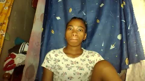 Snapshot of alliciax632770 chatting on 11/30/25, 07:40 alliciax632770 online show from 11/30/25, 07:40