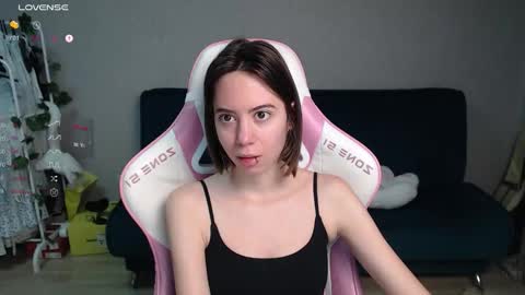 alice online show from 11/11/25, 01:27