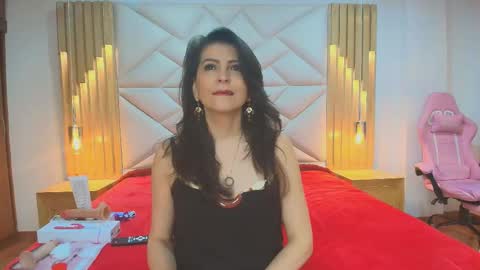 Aliie  online show from 10/17/25, 11:57