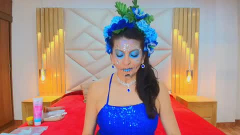 Aliie  online show from 10/25/25, 12:02