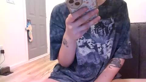 alliebearx online show from 01/15/25, 02:49