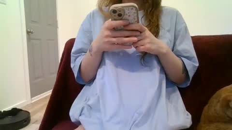 alliebearx online show from 02/18/25, 06:37