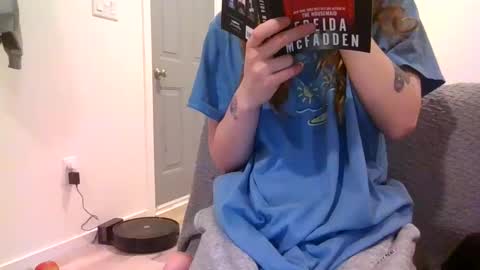 alliebearx online show from 02/25/25, 01:52