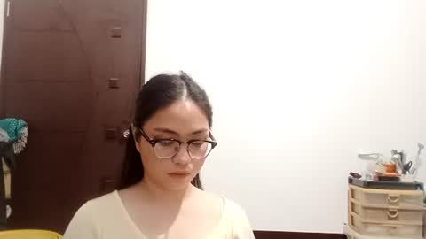 Elise online show from 06/25/26, 11:37