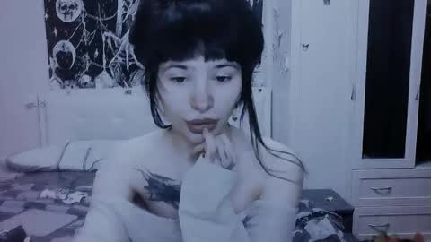 Snapshot of allisondeetz chatting on 05/21/26, 03:19 Alis online show from 05/21/26, 03:19