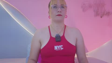 Snapshot of allisonroberts_ chatting on 06/07/26, 01:59 Alli online show from 06/07/26, 01:59