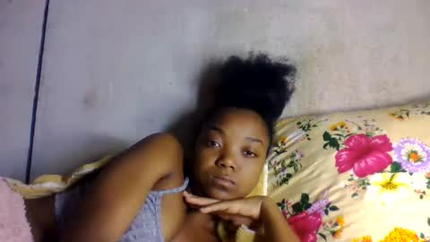 allizida01 online show from 05/27/26, 01:57