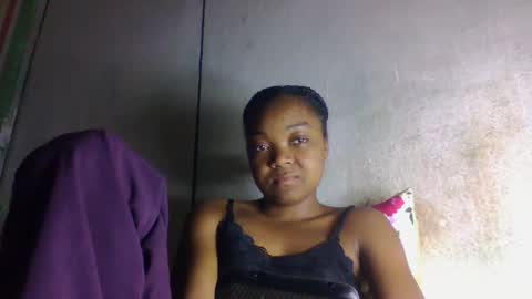 allizida01 online show from 05/27/26, 07:00