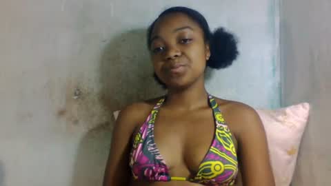 allizida01 online show from 06/13/26, 09:40