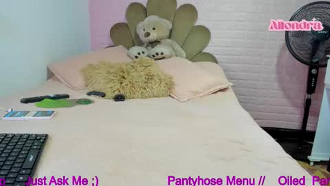 Snapshot of allondra_11 chatting on 09/25/25, 08:56 allondra online show from 09/25/25, 08:56