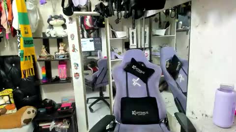 allsson_miller online show from 11/11/25, 10:10