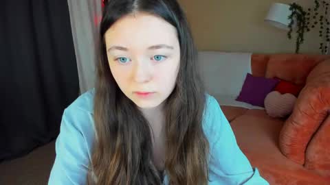 alluringeyess online show from 05/20/26, 04:24