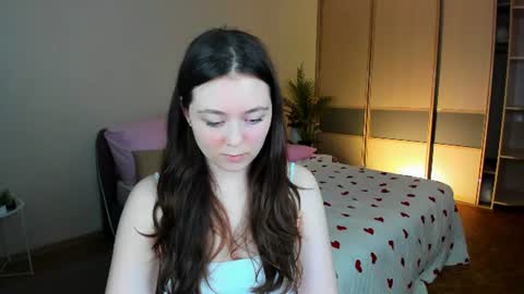 alluringeyess online show from 06/24/26, 04:50