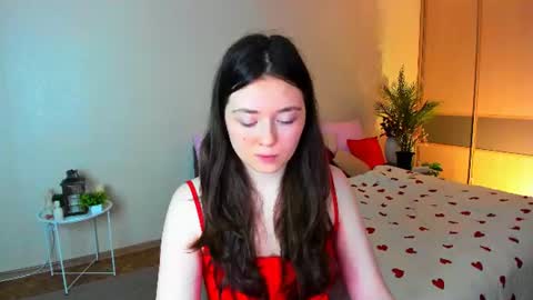 alluringeyess online show from 07/07/26, 07:23